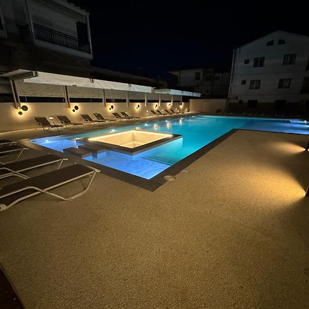 Studio Nikiti Beach 外观 照片