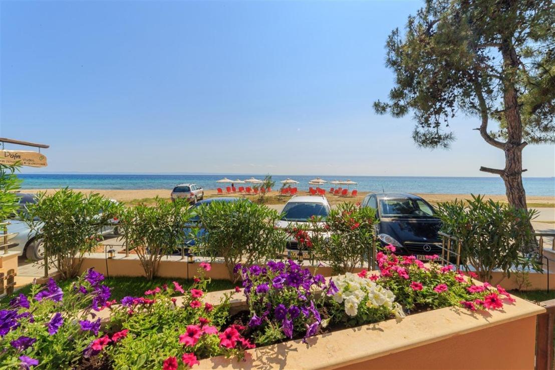 Studio Nikiti Beach 外观 照片