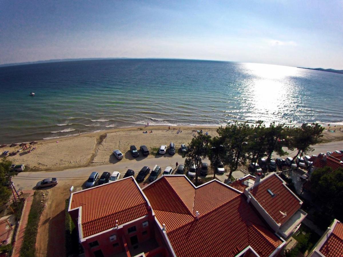 Studio Nikiti Beach 外观 照片
