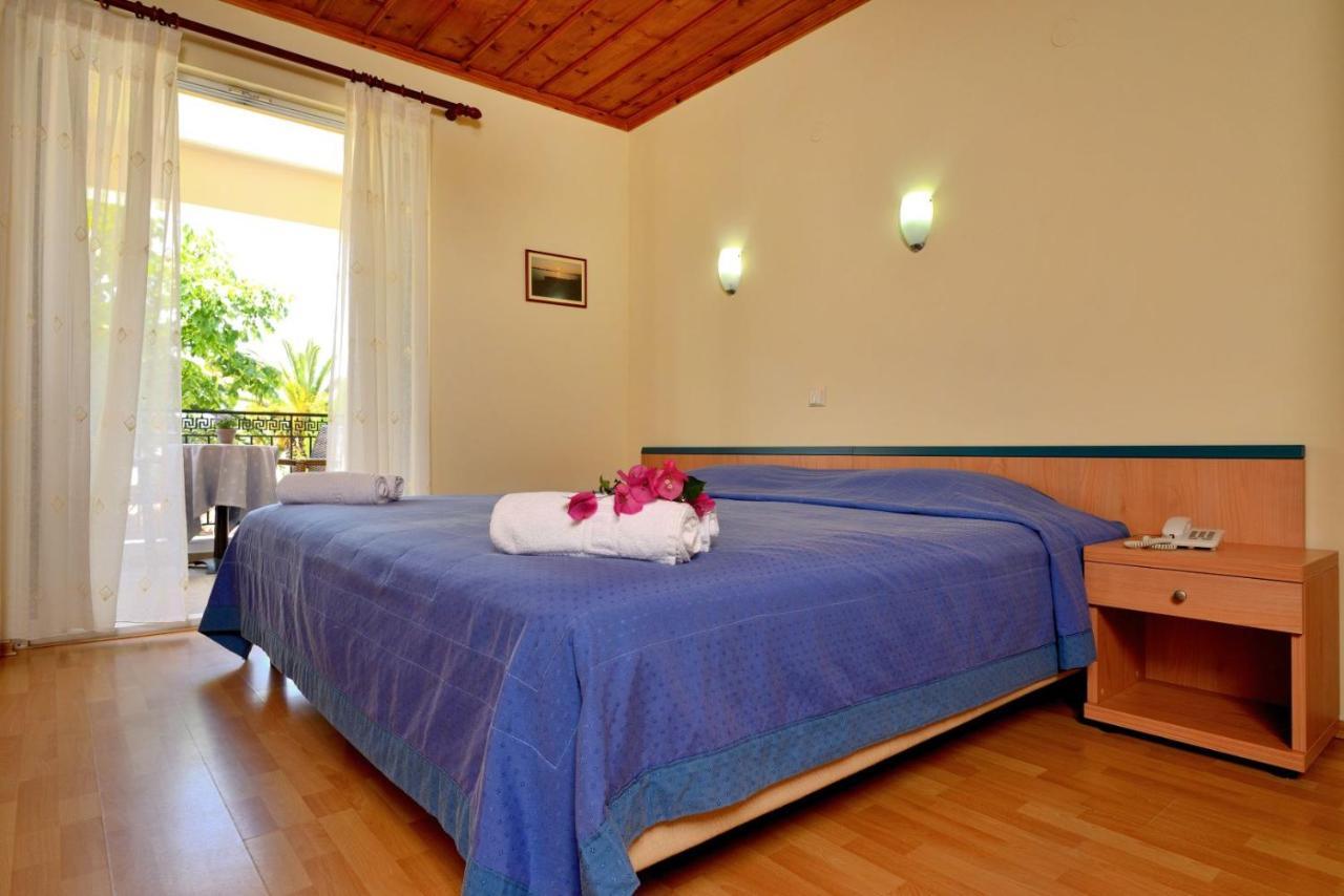 Studio Nikiti Beach 外观 照片
