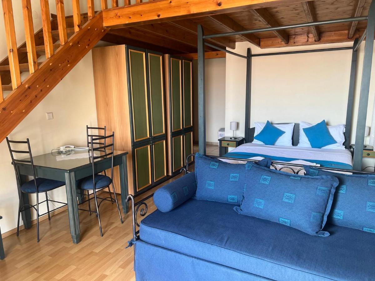 Studio Nikiti Beach 外观 照片