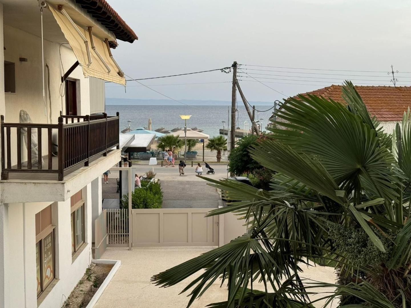 Studio Nikiti Beach 外观 照片