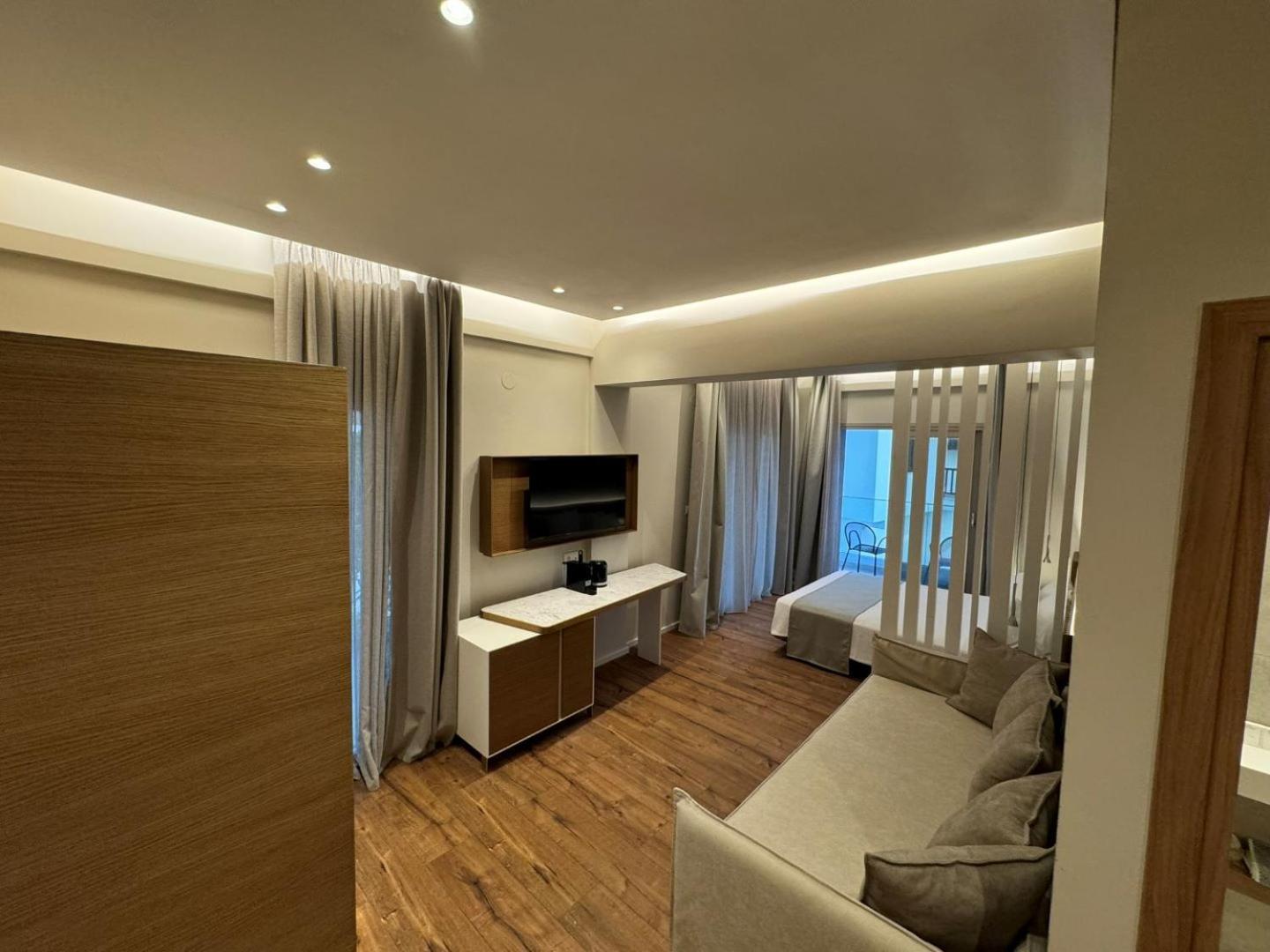 Studio Nikiti Beach 外观 照片