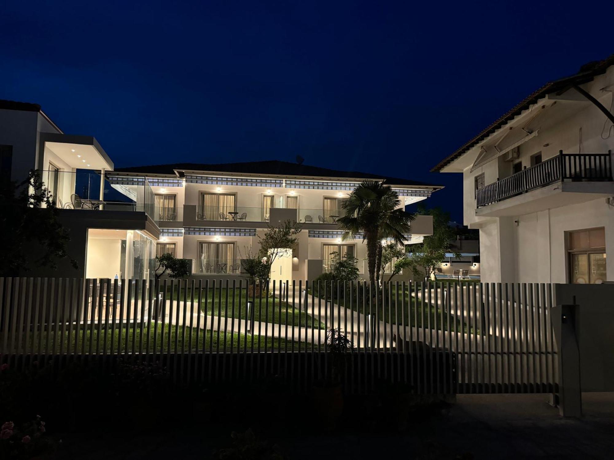 Studio Nikiti Beach 外观 照片